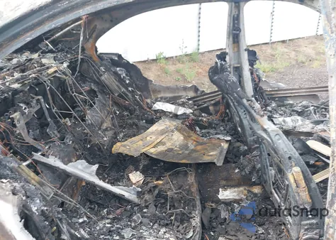 2008 Mercedes-Benz S 550 z USA, uszkodzony, nr VIN WDDNG71X68A212614